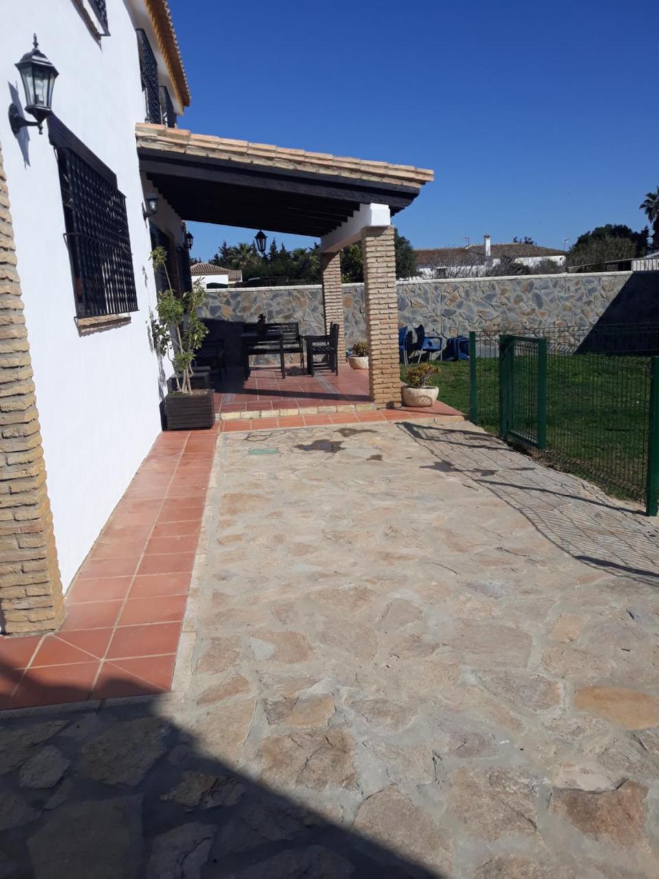Albara Guest House Conil De La Frontera Exterior photo